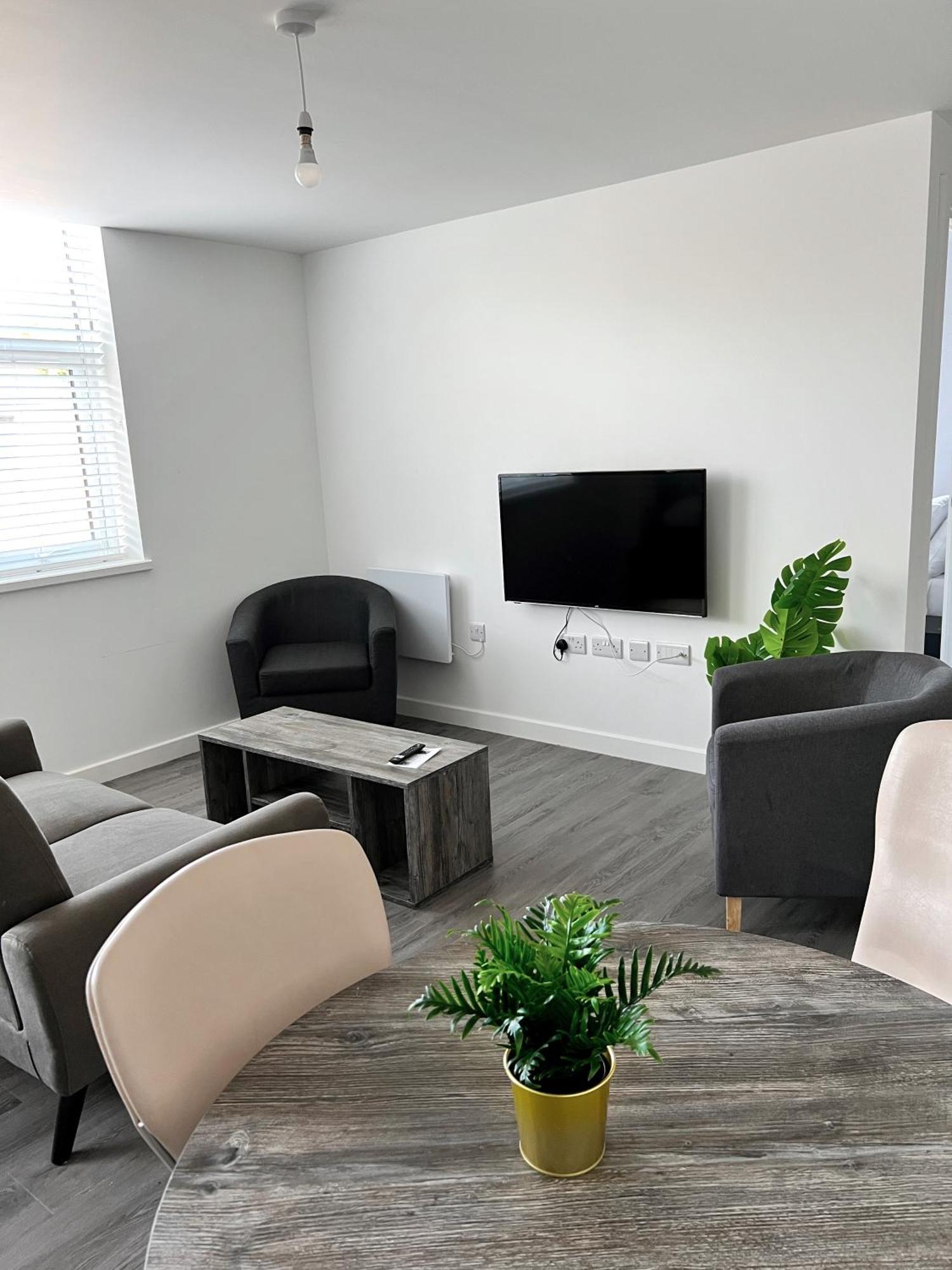 Ascot House Apartments Peterborough Exteriör bild