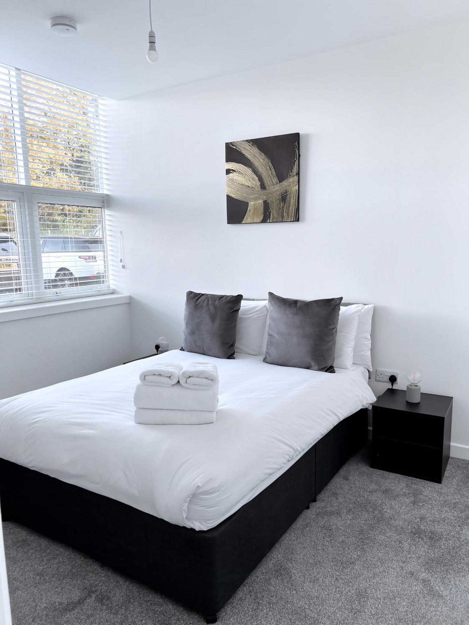Ascot House Apartments Peterborough Exteriör bild